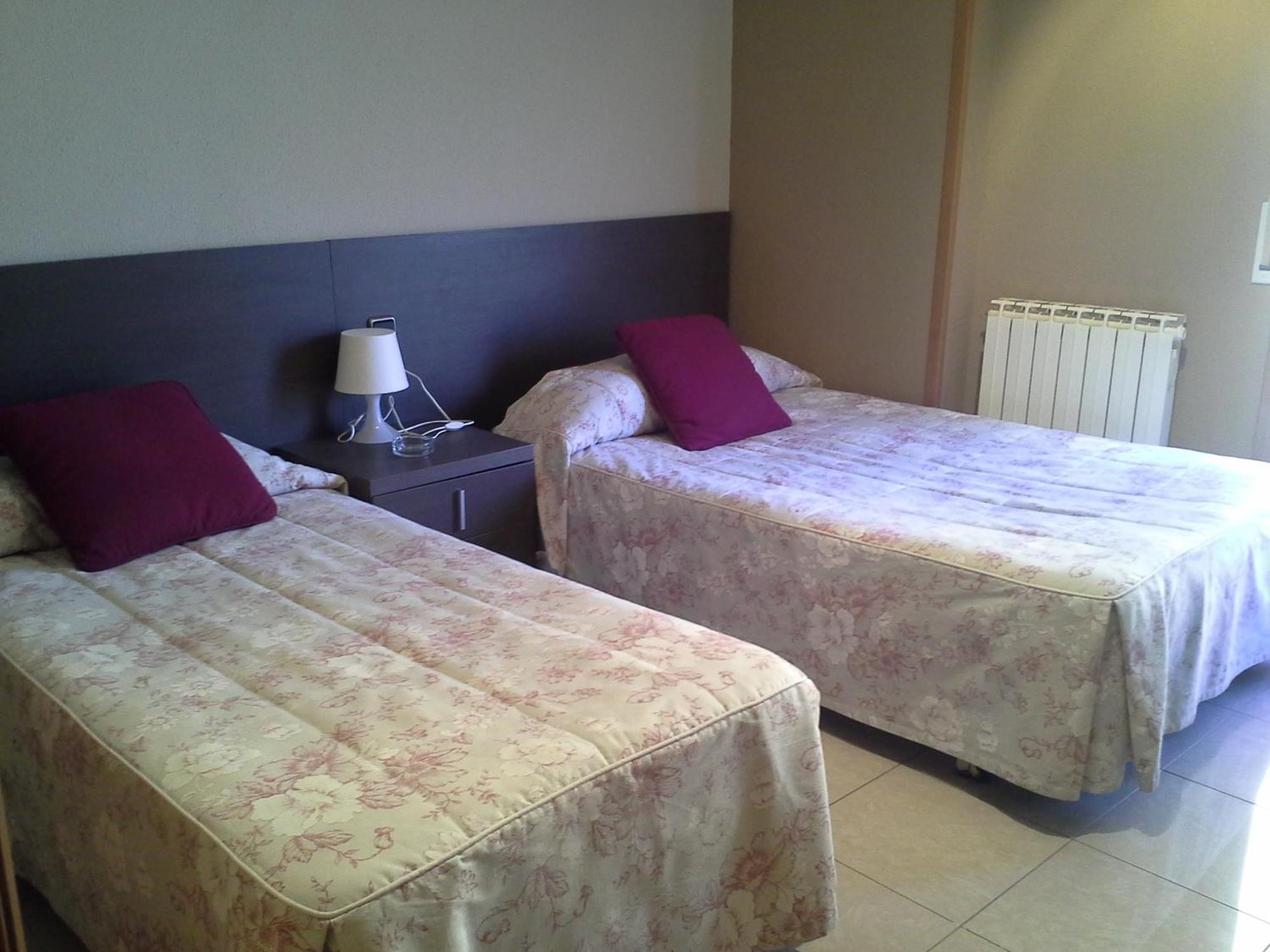 Hostal Cafeteteria Goya Barbastro Cameră foto