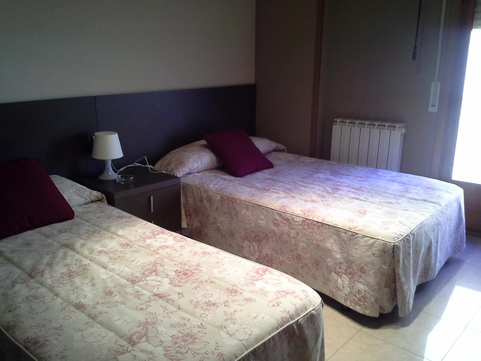 Hostal Cafeteteria Goya Barbastro Cameră foto